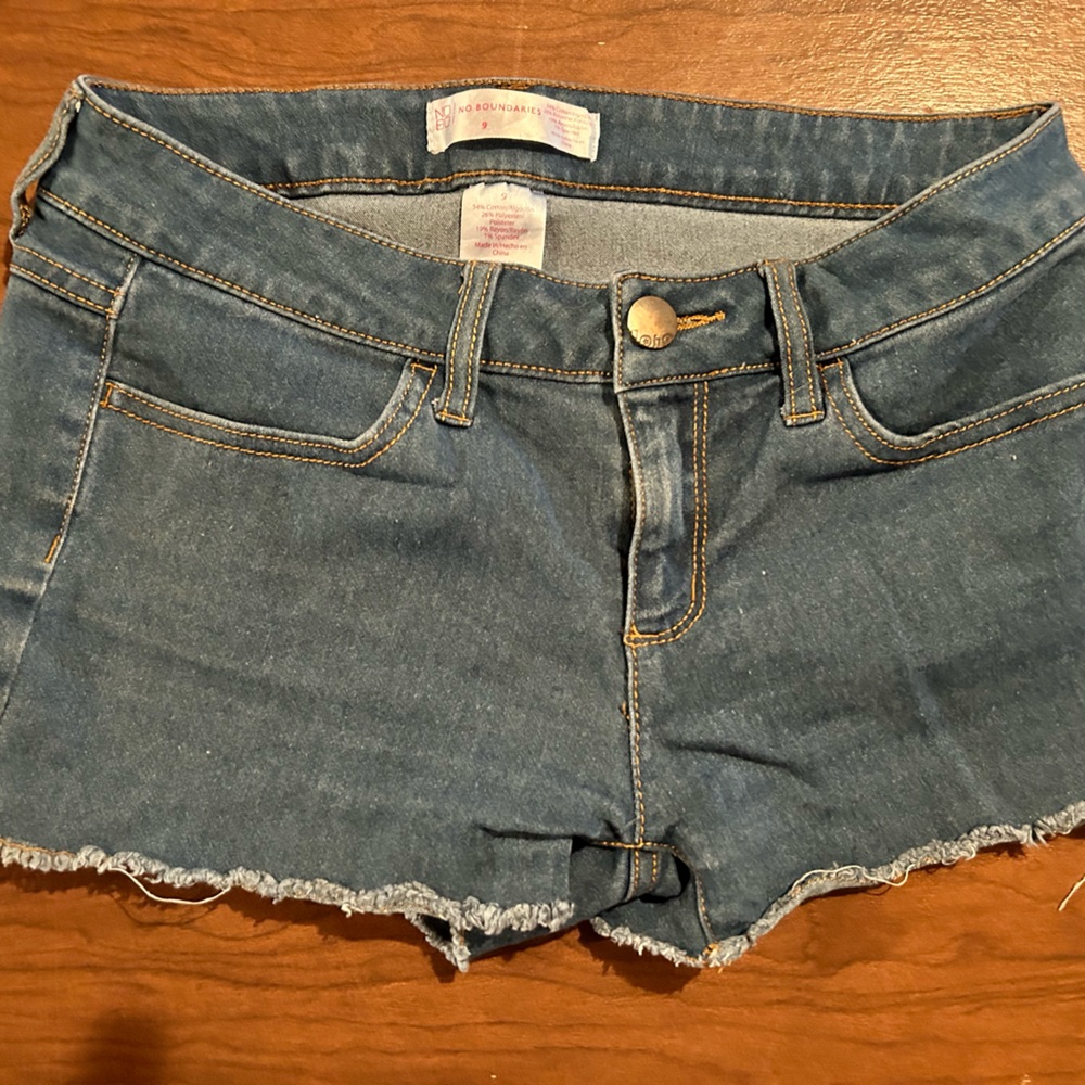no boundaries, light blue denim shorts, size 9, like new
